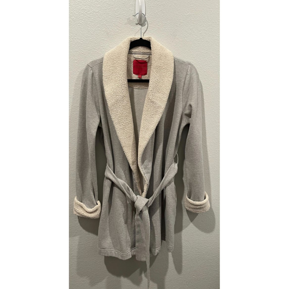 VICTORIA'S SECRET Grey Cream Shawl Collared Robe - Picture 1 of 4